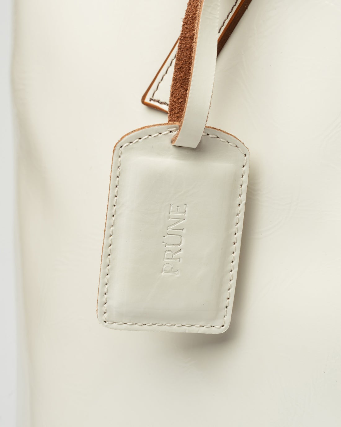 Shopper Neo Craft en cuero charol