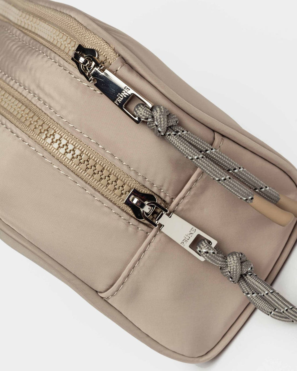 Porta cosméticos New Azami en nylon