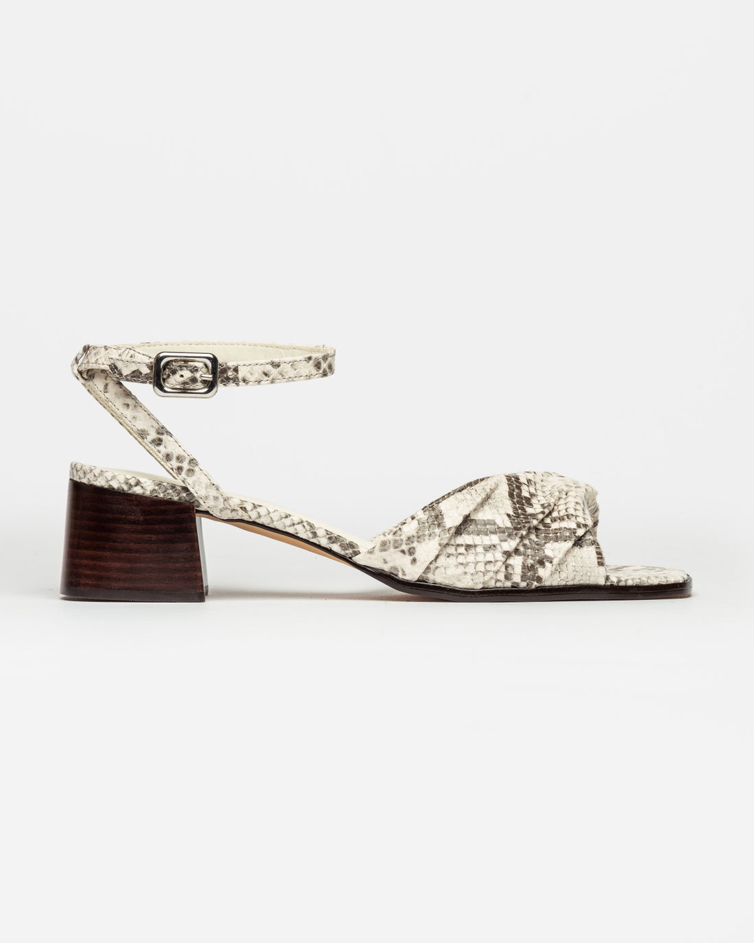 Sandalia media Elina en cuero snake print
