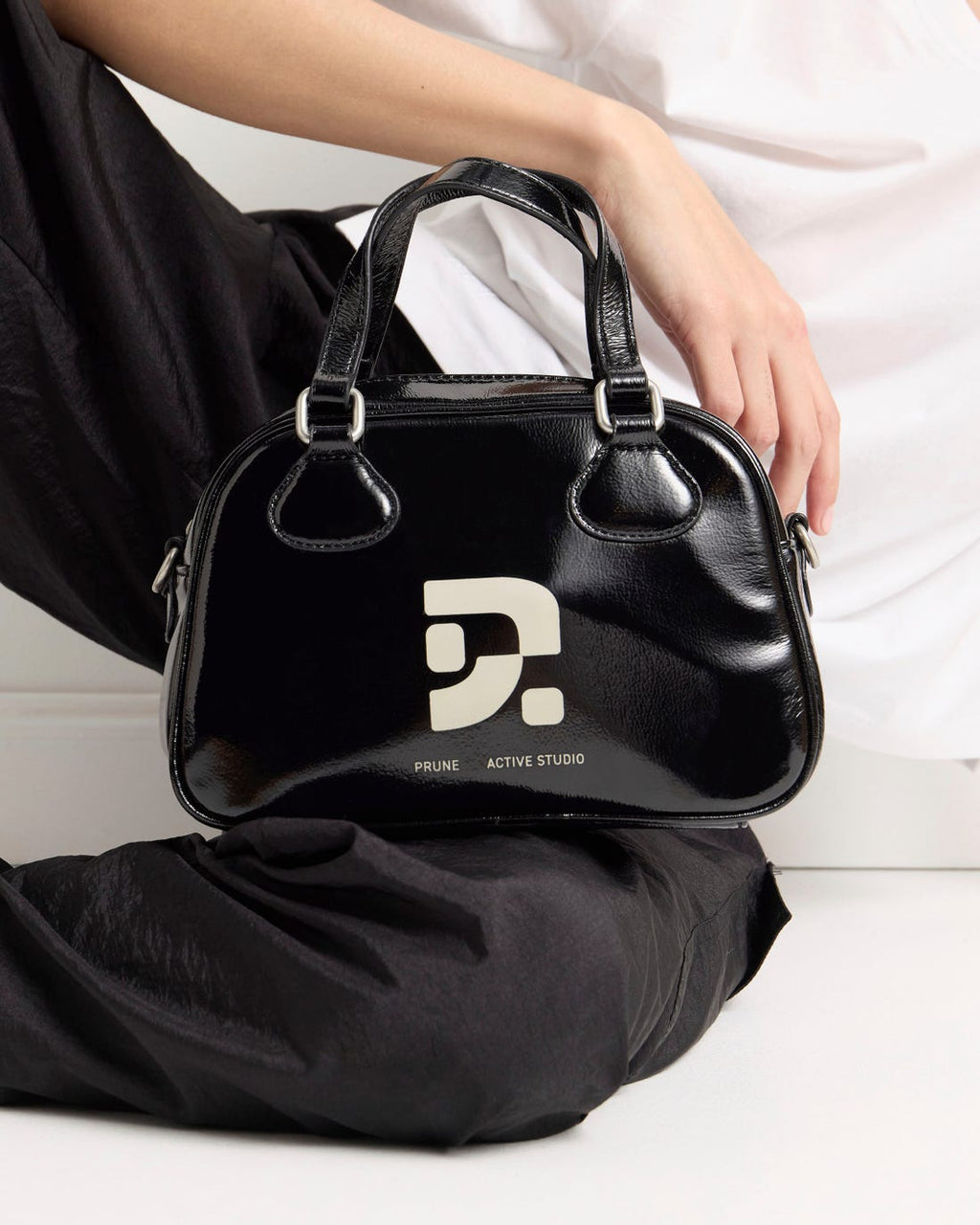 Mini bag Active Studio en efecto charol arrugado